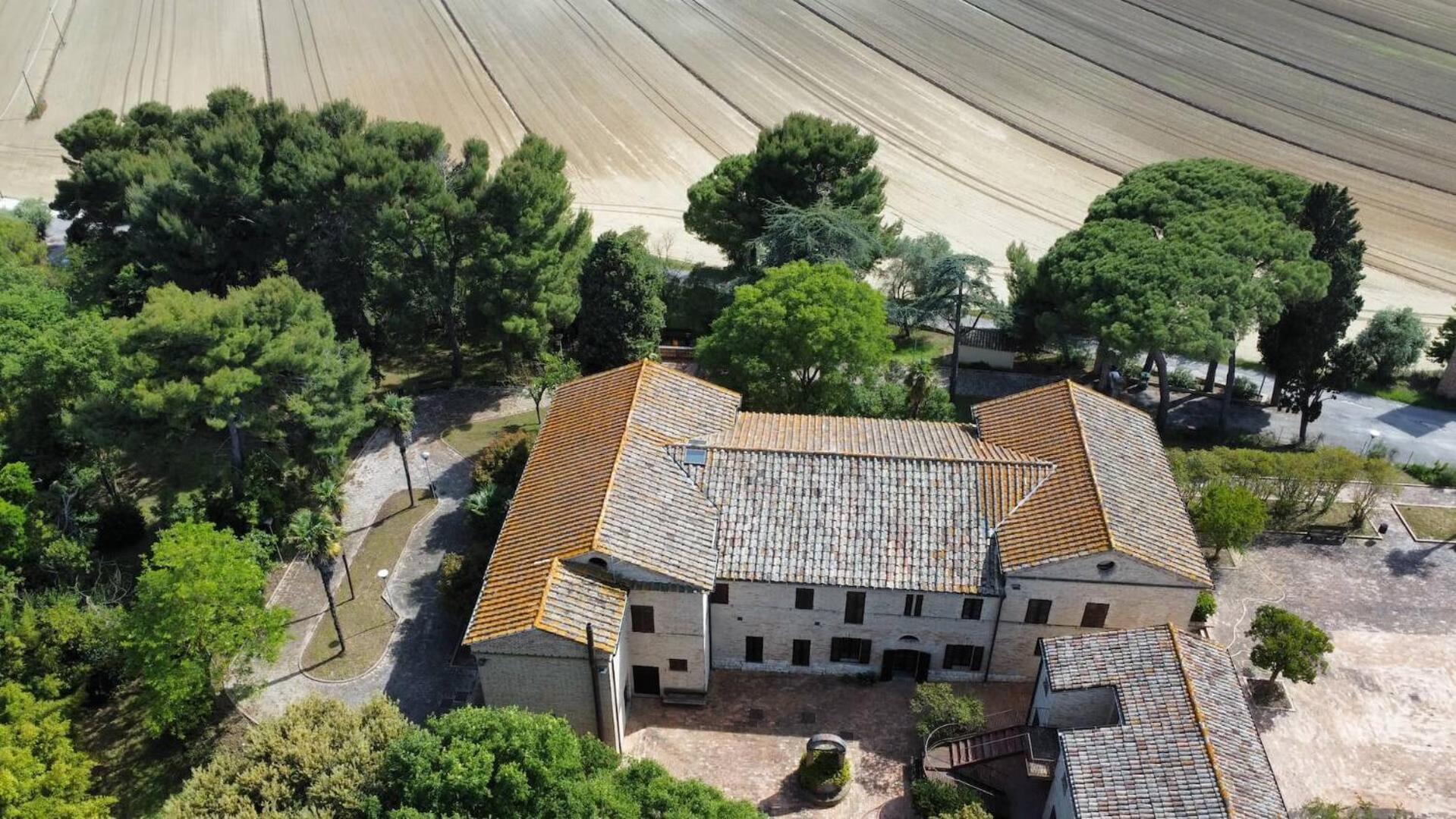 洛雷托 Casa Famiglia Di Nazareth酒店 外观 照片