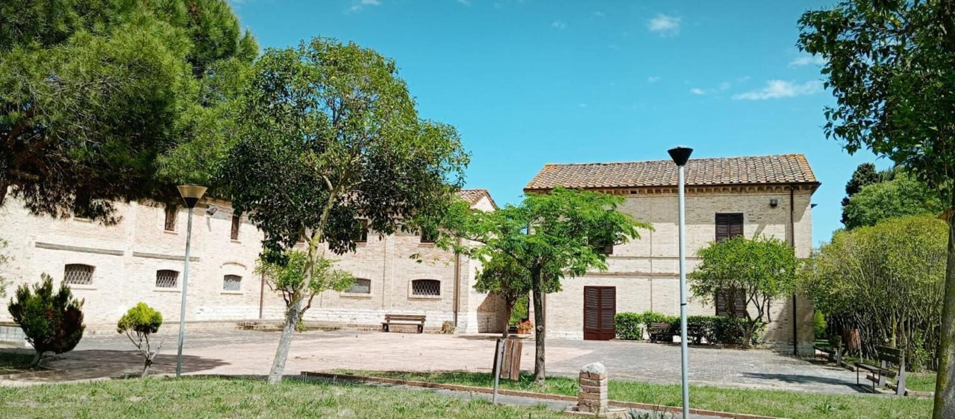 洛雷托 Casa Famiglia Di Nazareth酒店 外观 照片